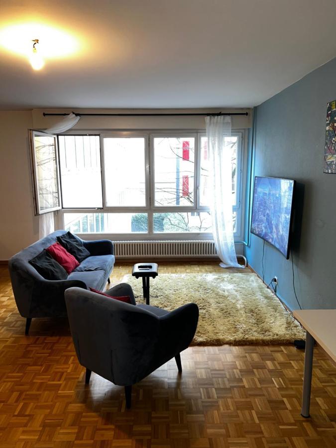 Beautiful Large Studio In Center Of Geneva Free Wifi Exterior photo